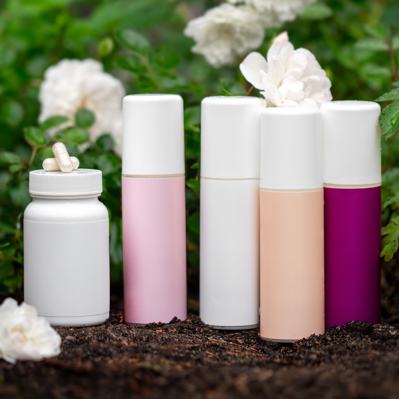 Cosmetic containers 